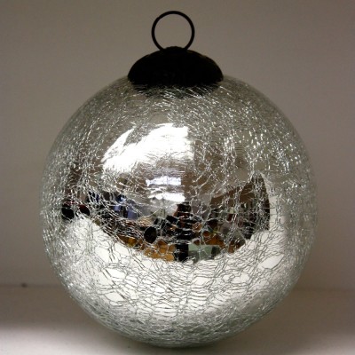 Silver Sparkle Crackle Glass Baubles