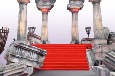 Greek Temple / Roman Columns