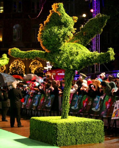 Topiary Animals ~ Swan